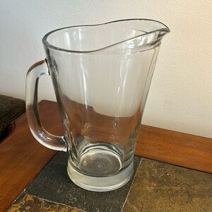 Anchor Hocking Co Heavy Duty 55 Oz Glass Beer Wagon Bar Pitcher